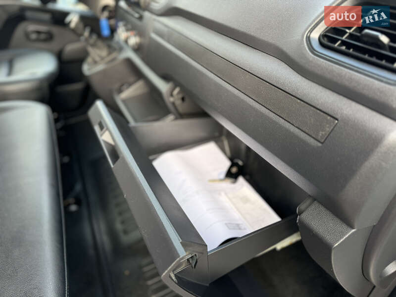 Вантажний фургон Renault Master 2020 в Києві