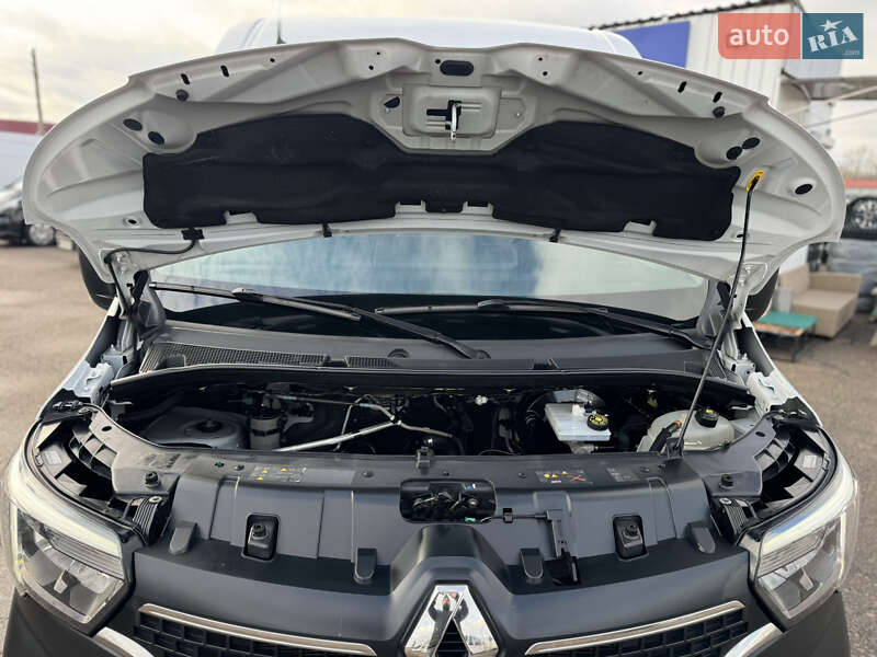 Вантажний фургон Renault Master 2020 в Києві