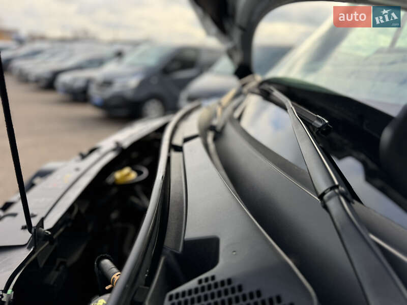 Вантажний фургон Renault Master 2020 в Києві