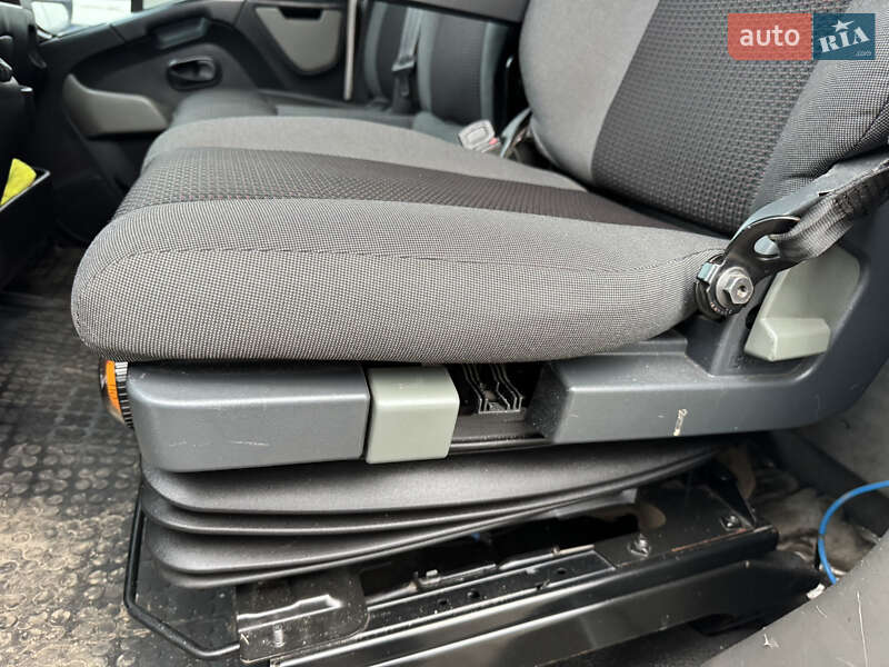 Эвакуатор Renault Master 2012 в Одессе фото 19 Эвакуатор Renault Master 2012 в Одессе