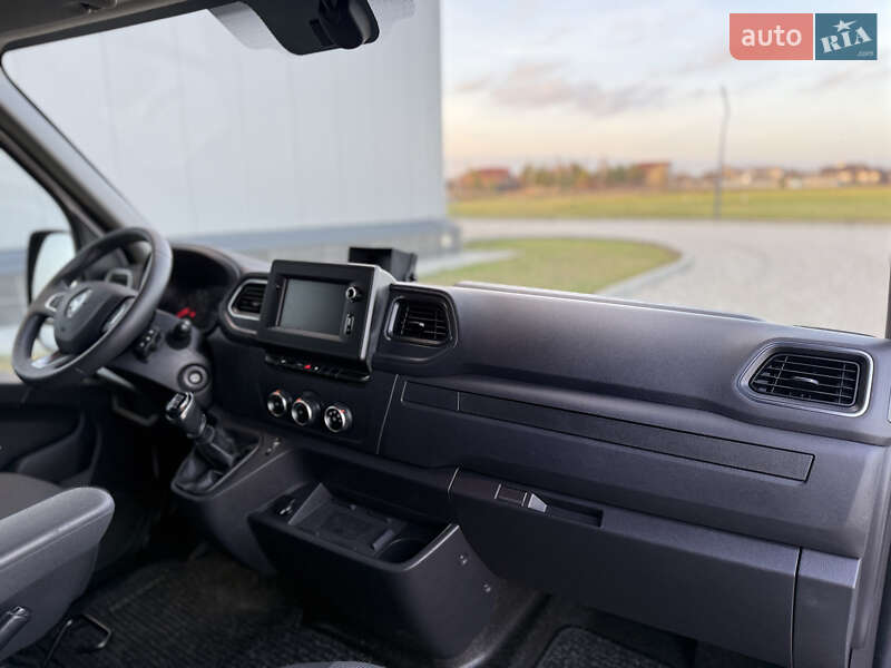 Грузовой фургон Renault Master 2021 в Ровно