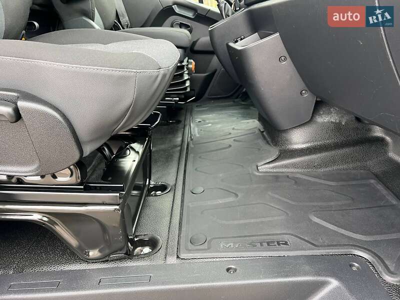 Тентований Renault Master 2021 в Києві