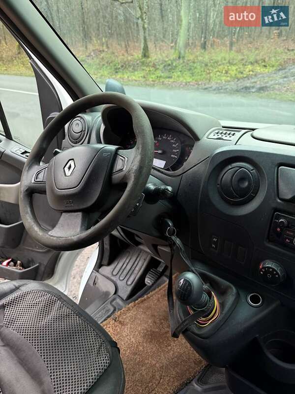 Тентованый Renault Master 2013 в Киверцах