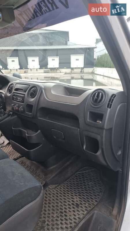 Тентований Renault Master 2012 в Сумах