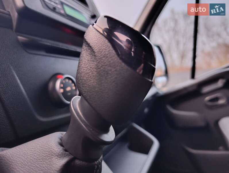 Вантажний фургон Renault Master 2022 в Києві
