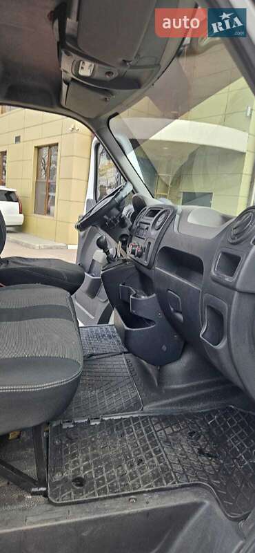 Вантажний фургон Renault Master 2016 в Дніпрі фото 10 Вантажний фургон Renault Master 2016 в Дніпрі