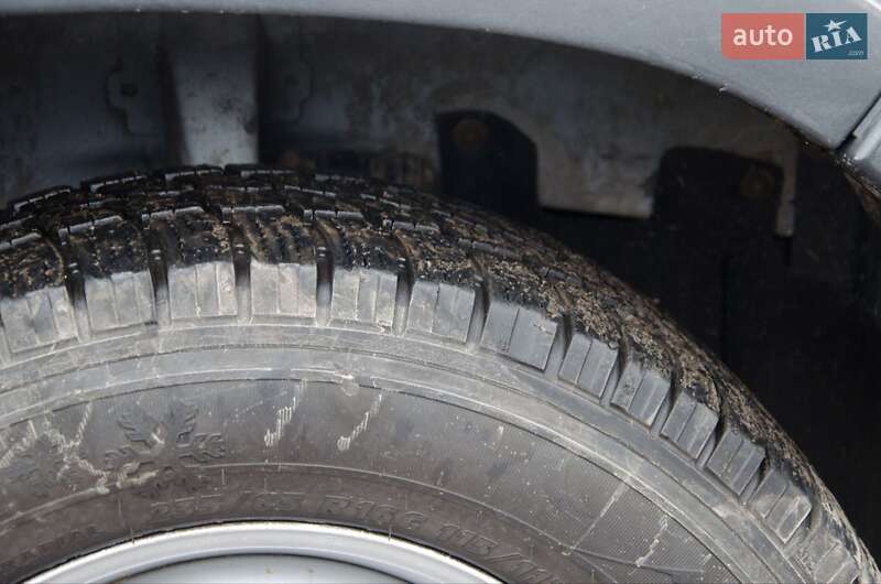 Грузовой фургон Renault Master 2007 в Сарнах