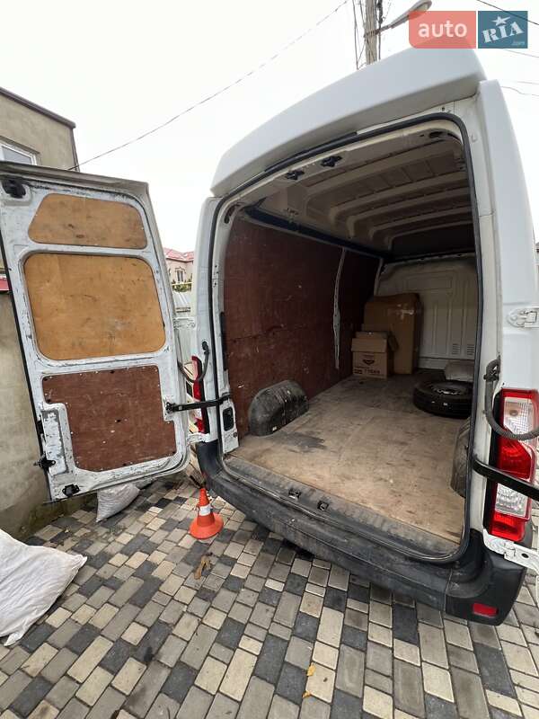 Вантажний фургон Renault Master 2011 в Одесі