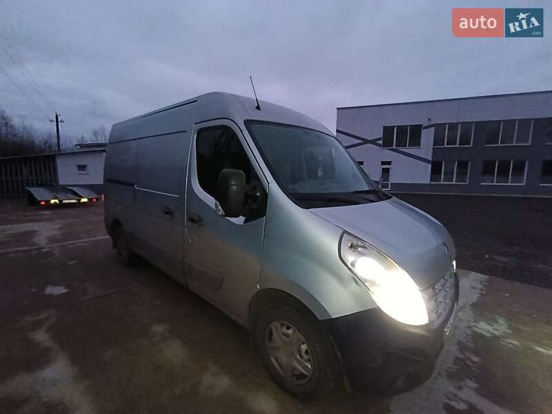 Вантажний фургон Renault Master 2011 в Ковелі