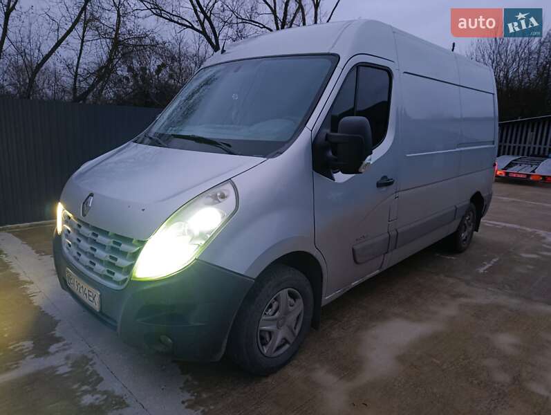 Вантажний фургон Renault Master 2011 в Ковелі