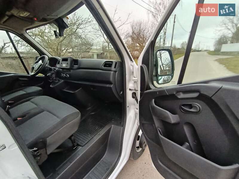 Вантажний фургон Renault Master 2022 в Ковелі