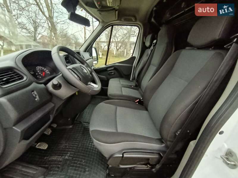 Вантажний фургон Renault Master 2022 в Ковелі