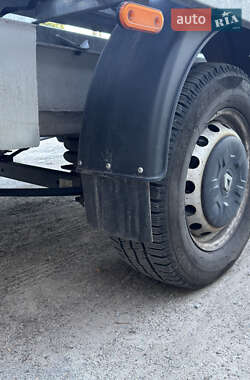 Эвакуатор Renault Master 2013 в Коростышеве