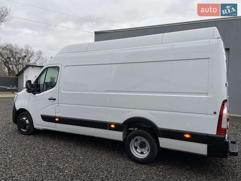 Грузовой фургон Renault Master 2022 в Киеве