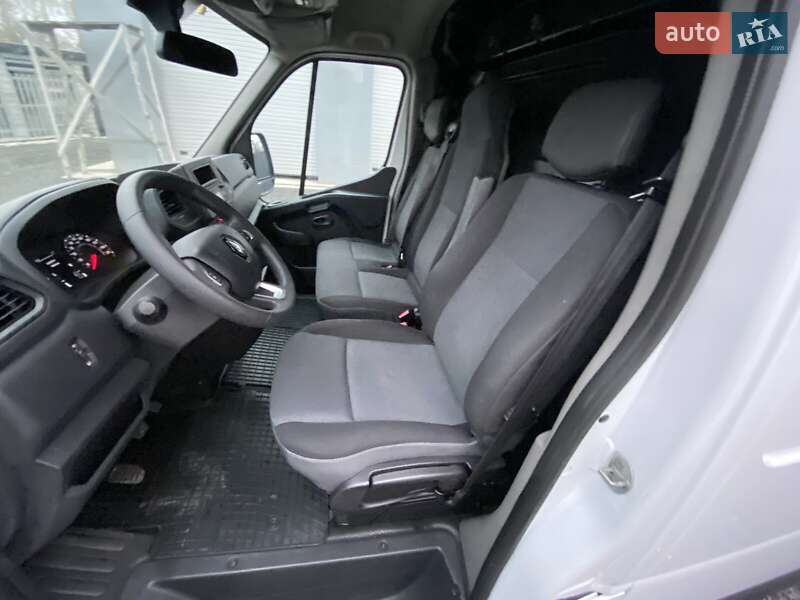 Грузовой фургон Renault Master 2022 в Киеве
