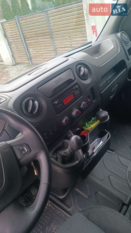 Микроавтобус грузовой (до 3,5т) Renault Master 2014 в Виннице