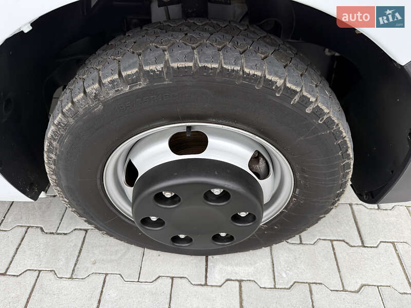 Грузовой фургон Renault Master 2022 в Дубно