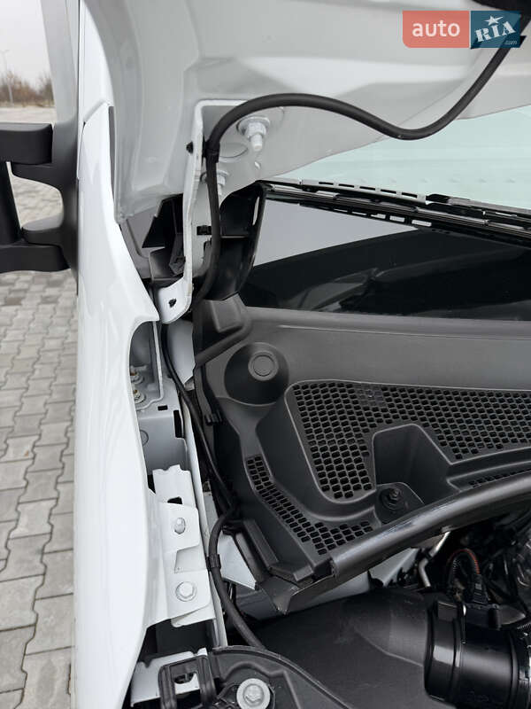 Грузовой фургон Renault Master 2022 в Дубно