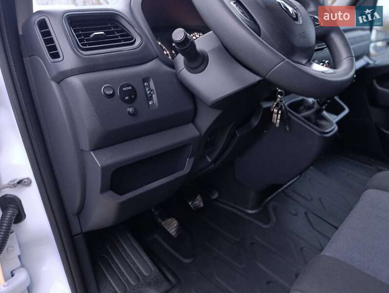 Вантажний фургон Renault Master 2023 в Києві