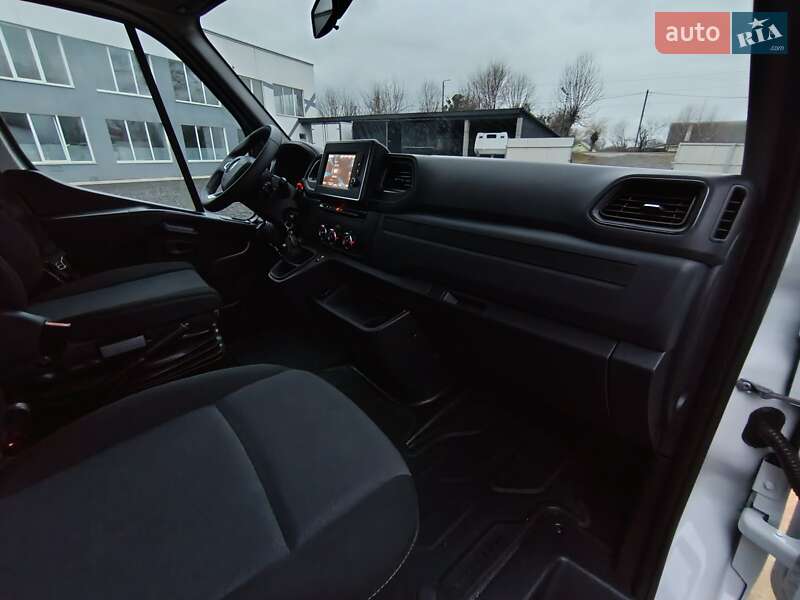 Вантажний фургон Renault Master 2023 в Києві