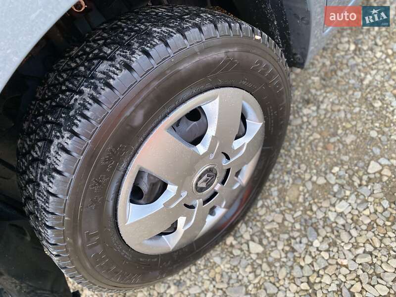 Тентованый Renault Master 2022 в Хусте