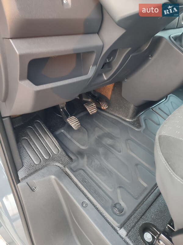 Вантажний фургон Renault Master 2021 в Луцьку