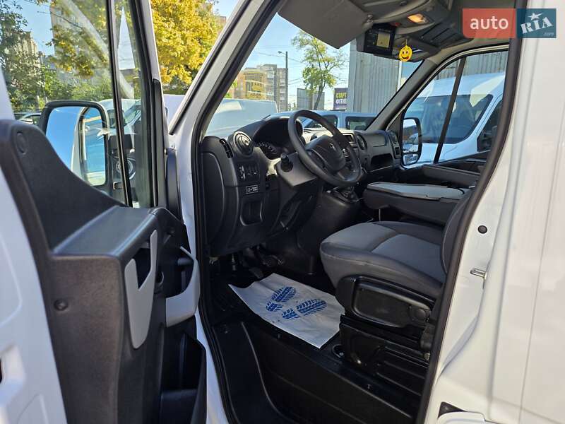 Мінівен Renault Master 2018 в Одесі