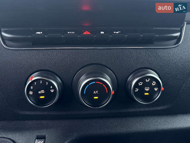 Вантажний фургон Renault Master 2022 в Києві