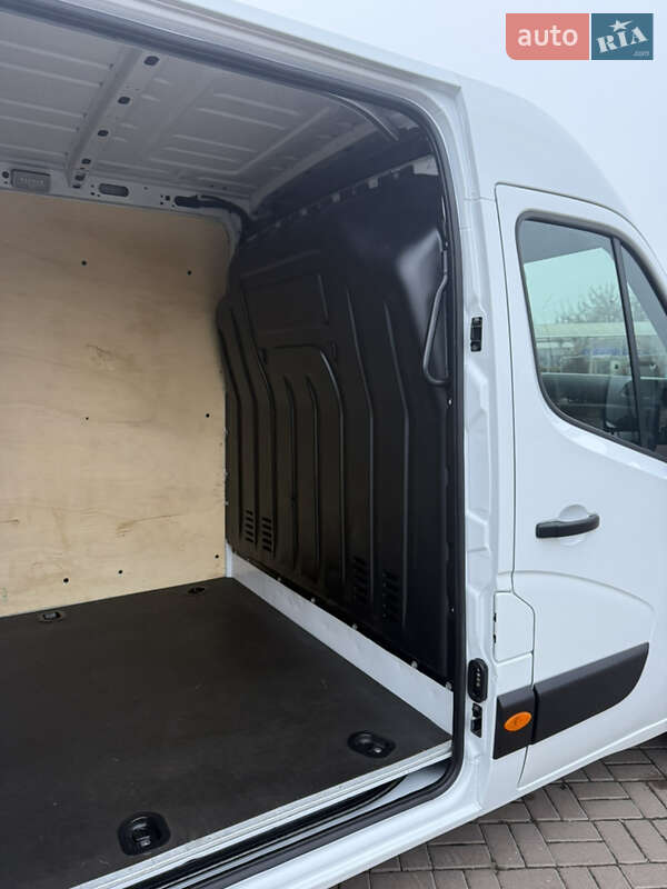 Вантажний фургон Renault Master 2022 в Києві