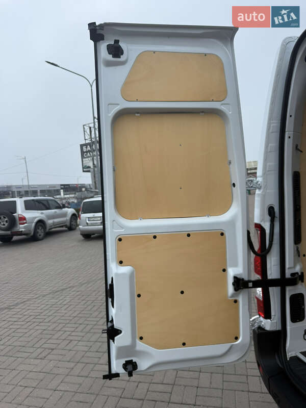 Вантажний фургон Renault Master 2022 в Києві