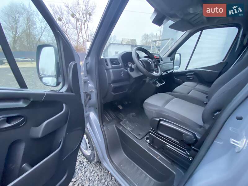 Вантажний фургон Renault Master 2022 в Києві