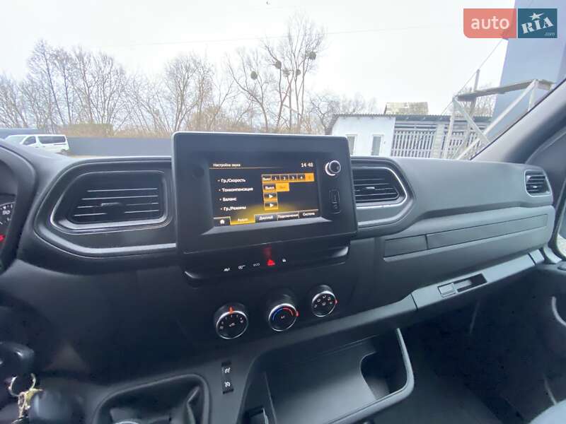 Другие грузовики Renault Master 2022 в Киеве