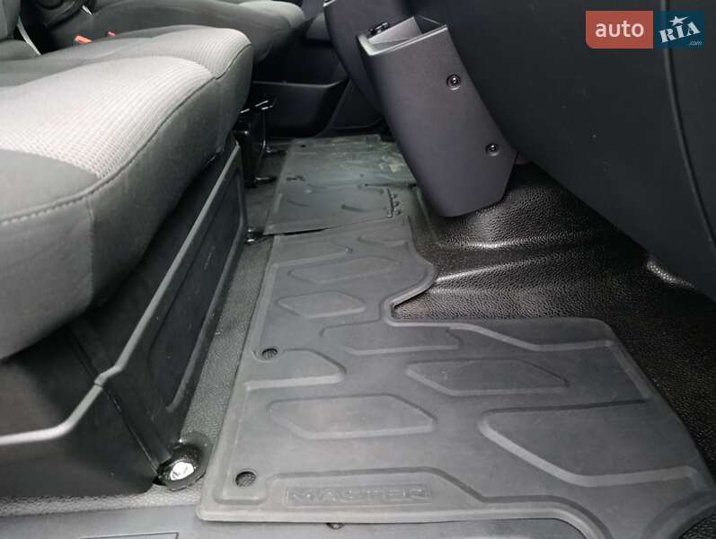 Вантажний фургон Renault Master 2022 в Ковелі