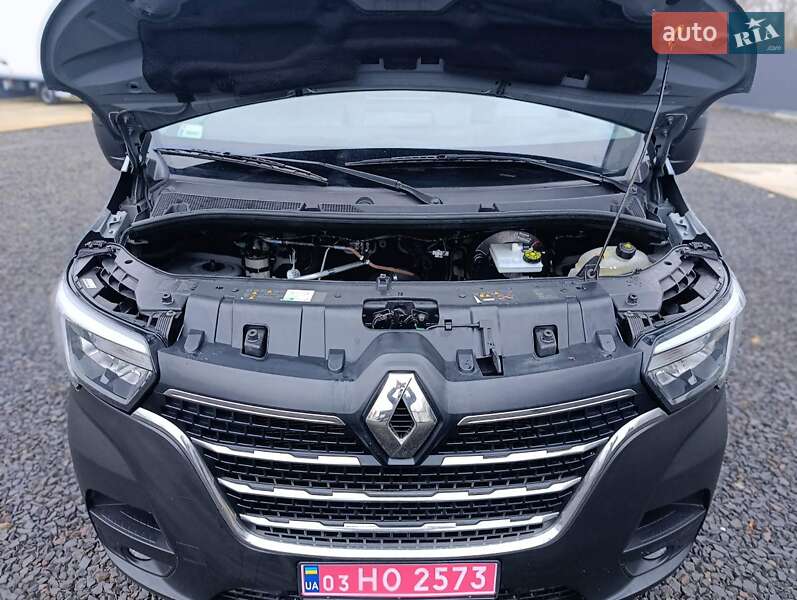 Вантажний фургон Renault Master 2022 в Ковелі