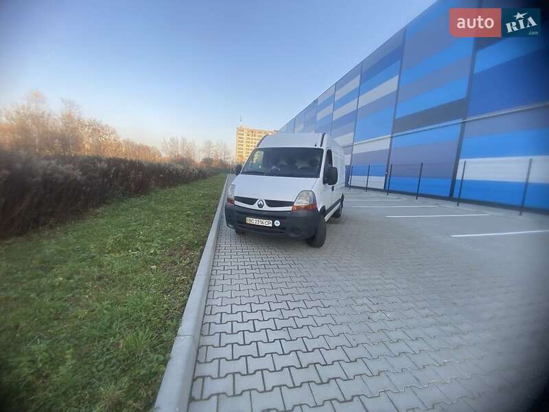 Вантажний фургон Renault Master 2007 в Яворові