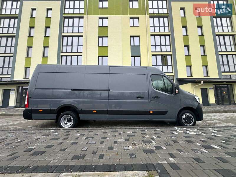 Renault Master 2023