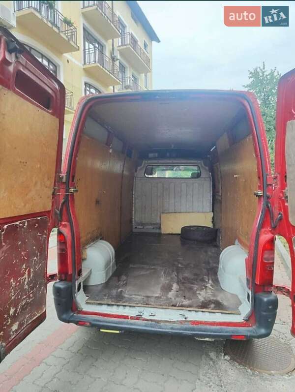 Грузовой фургон Renault Master 2000 в Виннице