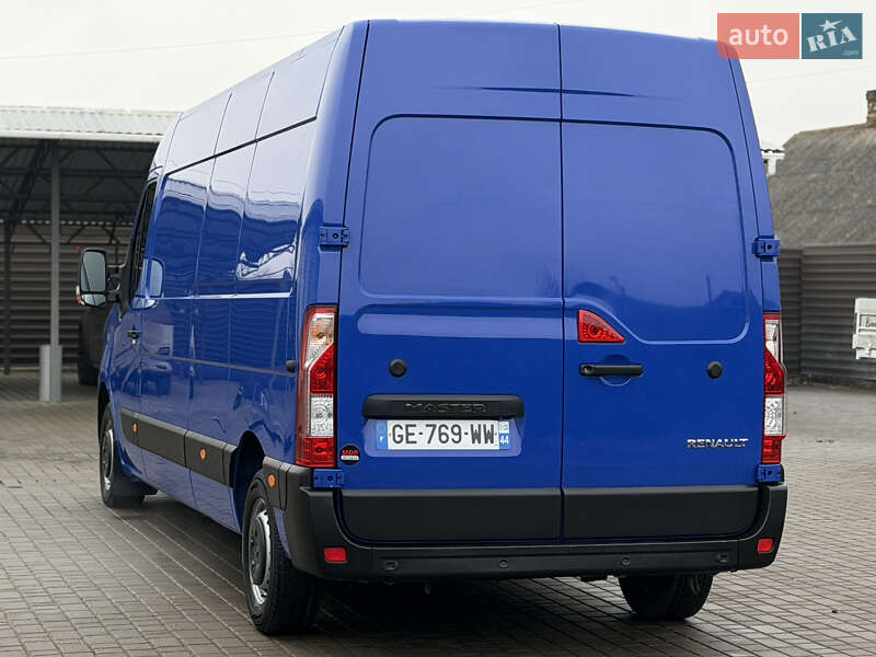 Вантажний фургон Renault Master 2022 в Дубні