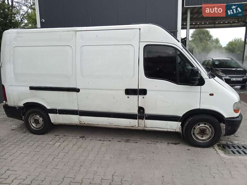 Грузовой фургон Renault Master 2000 в Бурштыне