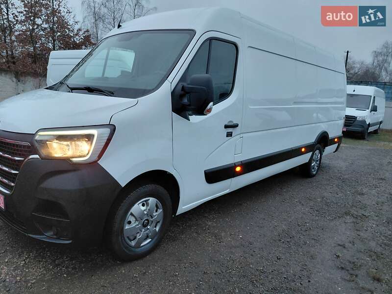 Вантажний фургон Renault Master 2023 в Івано-Франківську