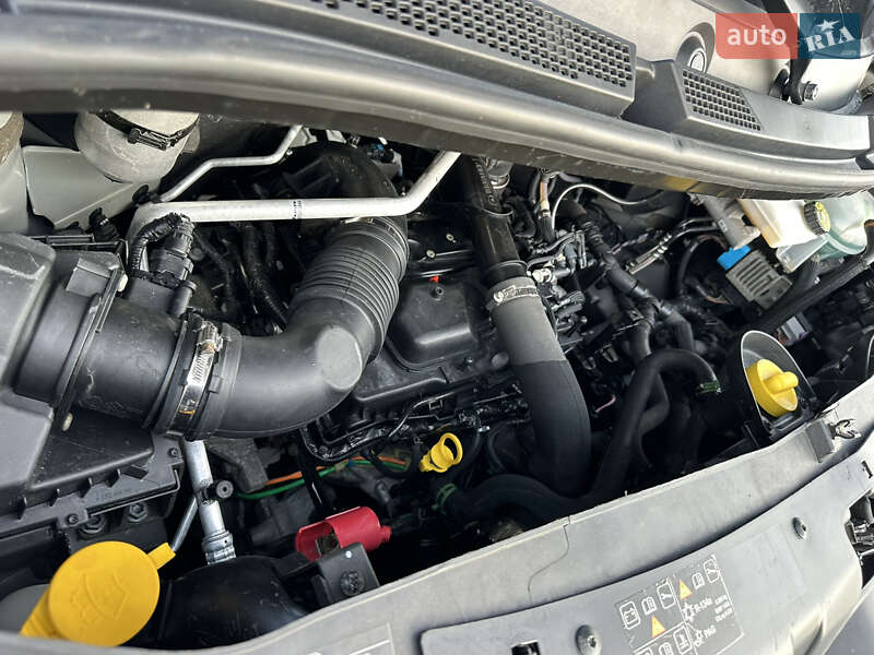 Вантажний фургон Renault Master 2022 в Ковелі