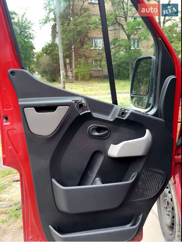 Грузовой фургон Renault Master 2011 в Киеве