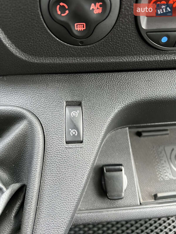 Грузовой фургон Renault Master 2022 в Луцке фото 27 Грузовой фургон Renault Master 2022 в Луцке