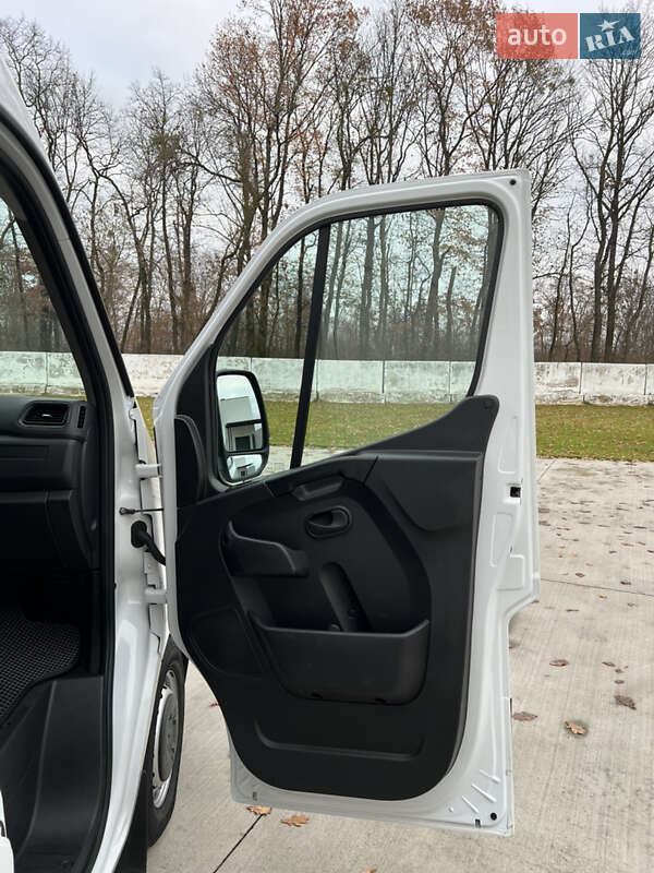 Грузовой фургон Renault Master 2022 в Луцке фото 32 Грузовой фургон Renault Master 2022 в Луцке