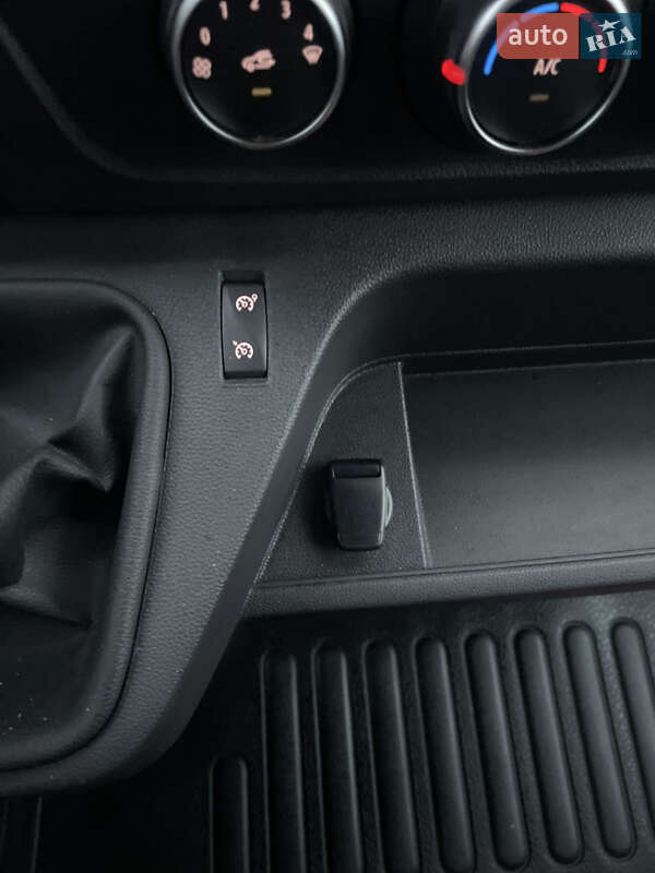 Грузовой фургон Renault Master 2021 в Луцке фото 30 Грузовой фургон Renault Master 2021 в Луцке