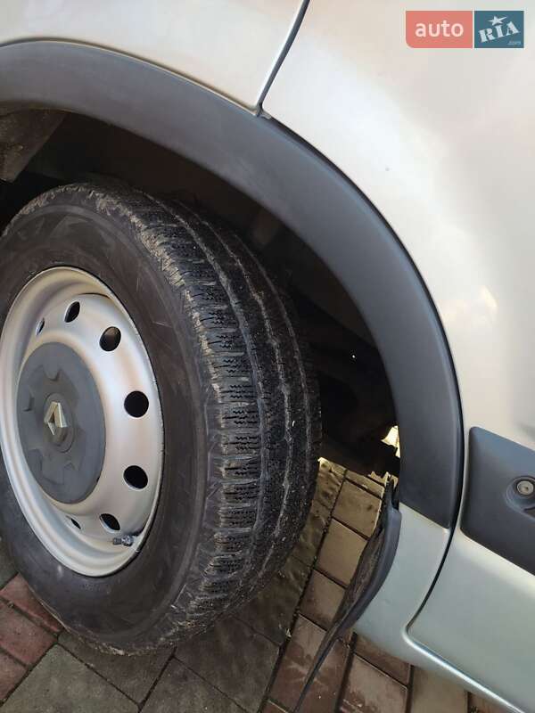 Мінівен Renault Master 2007 в Старому Самборі