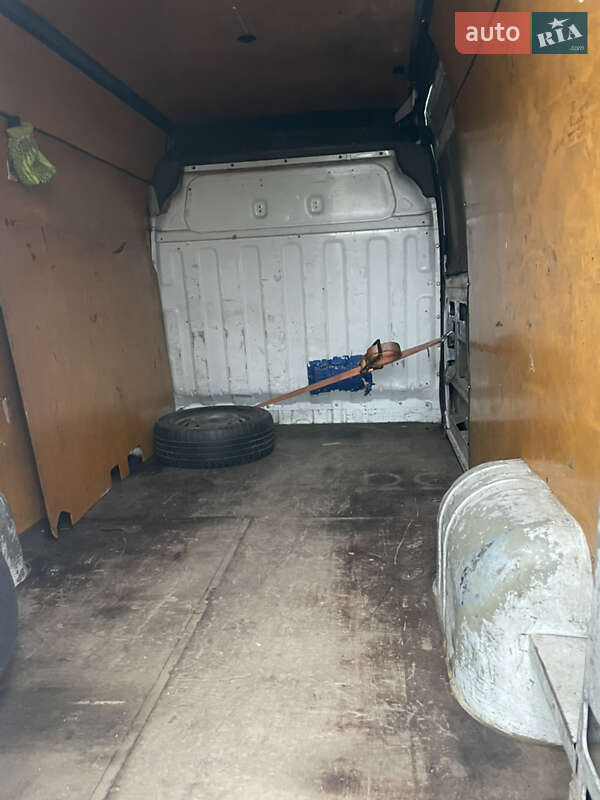 Грузовой фургон Renault Master 2005 в Одессе