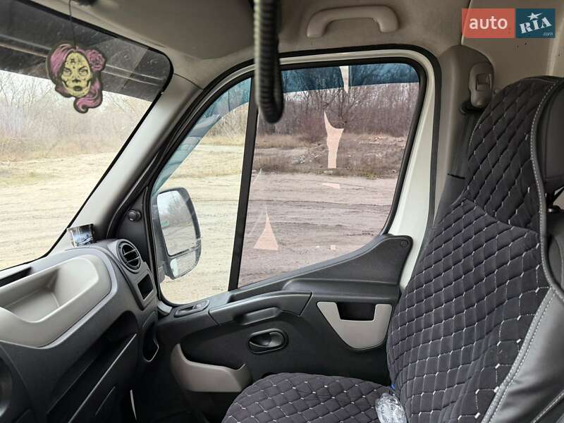 Эвакуатор Renault Master 2016 в Харькове