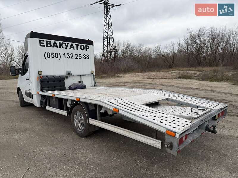 Эвакуатор Renault Master 2016 в Харькове