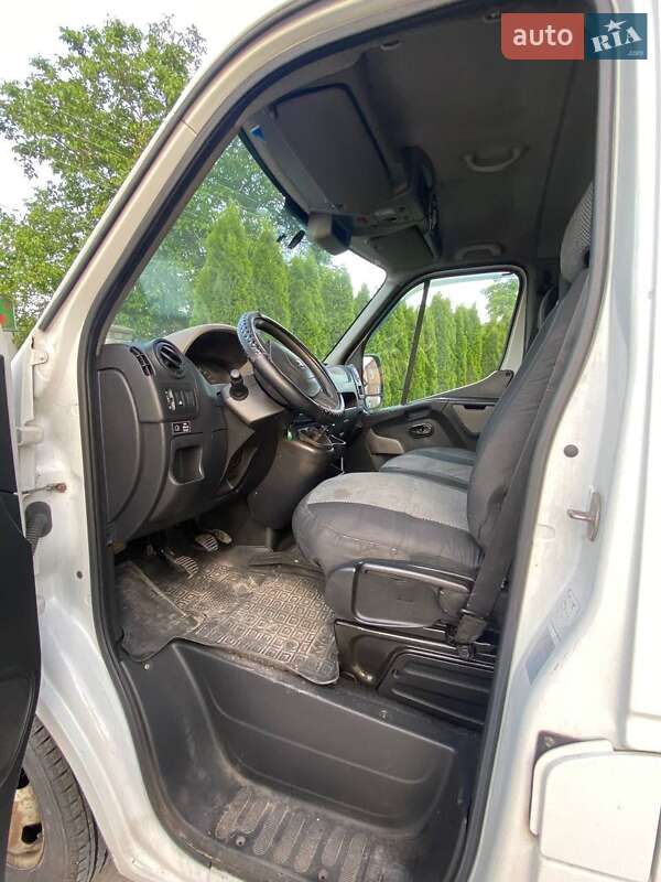 Грузовой фургон Renault Master 2012 в Борисполе